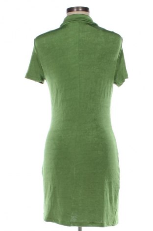 Kleid Pull&Bear, Größe M, Farbe Grün, Preis 24,55 €