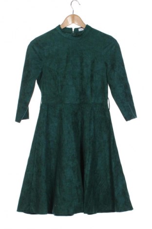 Kleid Reserved, Größe S, Farbe Grün, Preis € 16,99