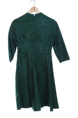 Kleid Reserved, Größe S, Farbe Grün, Preis € 16,99