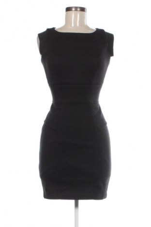 Kleid Reserved, Größe XS, Farbe Schwarz, Preis 19,95 €