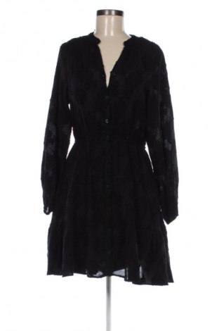 Ruha Reserved, Méret M, Szín Fekete, Ár 10 146 Ft