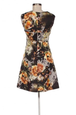 Kleid Rinascimento, Größe S, Farbe Mehrfarbig, Preis € 26,99