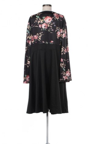 Kleid SHEIN, Größe 4XL, Farbe Mehrfarbig, Preis € 13,99