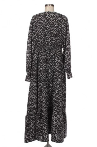 Рокля SHEIN, Размер 3XL, Цвят Многоцветен, Цена 14,82 €