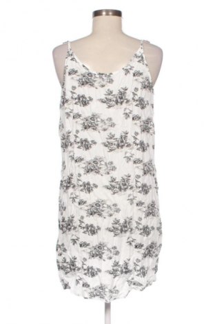 Kleid Saint Tropez, Größe S, Farbe Mehrfarbig, Preis 25,00 €