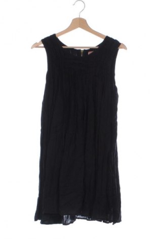 Ruha Saint Tropez, Méret M, Szín Fekete, Ár 10 331 Ft