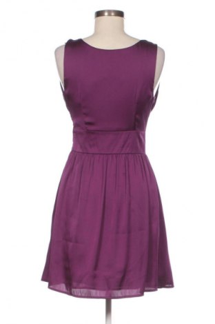 Kleid Silvian Heach, Größe XS, Farbe Lila, Preis 42,00 €