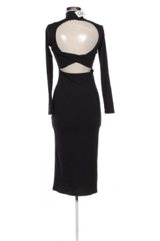 Kleid Sinsay, Größe S, Farbe Schwarz, Preis € 17,99