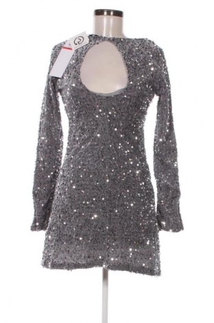 Рокля Sinsay, Размер S, Цвят Многоцветен, Цена 32,00 €