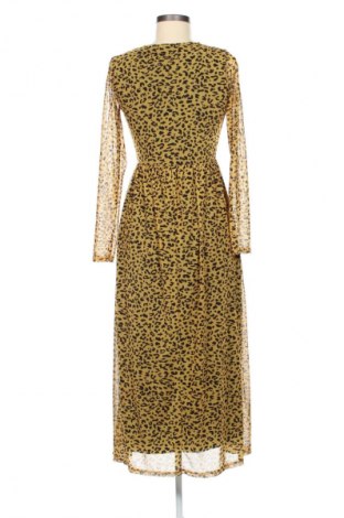 Kleid Sisters Point, Größe M, Farbe Mehrfarbig, Preis € 24,55