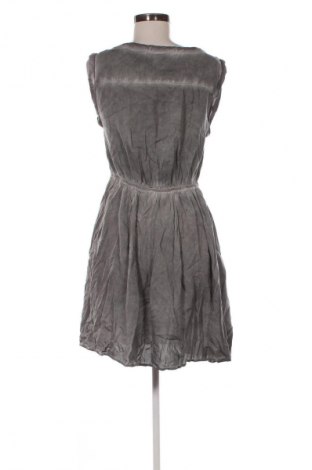 Kleid Stitch & Soul, Größe M, Farbe Grau, Preis € 20,00