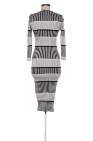 Φόρεμα Stradivarius, Μέγεθος S, Χρώμα Πολύχρωμο, Τιμή 20,00 €