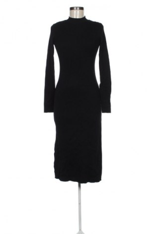 Šaty  Stradivarius, Veľkosť L, Farba Čierna, Cena  32,00 €