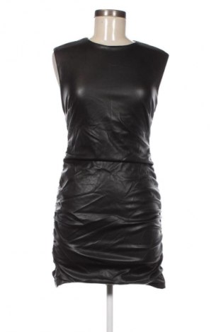 Kleid Stradivarius, Größe L, Farbe Schwarz, Preis € 41,99