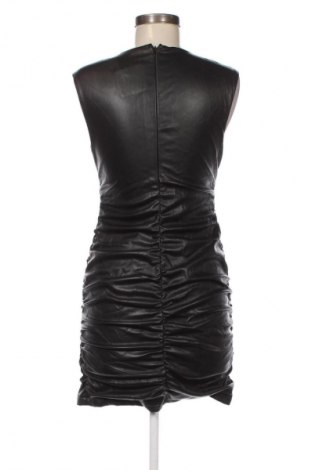 Kleid Stradivarius, Größe L, Farbe Schwarz, Preis € 41,99