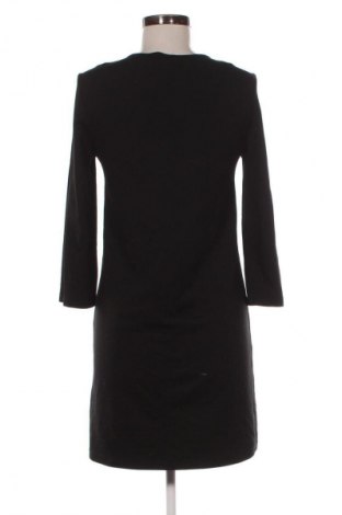 Kleid Stradivarius, Größe M, Farbe Schwarz, Preis 19,93 €