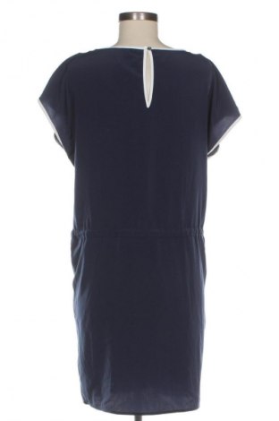 Рокля Tommy Hilfiger, Размер M, Цвят Многоцветен, Цена 42,94 €