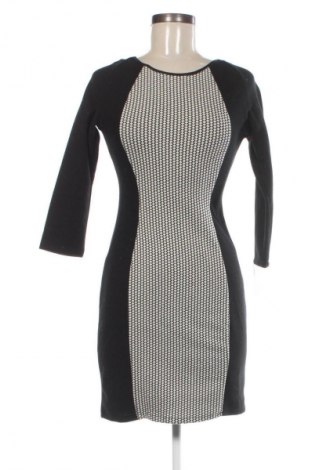 Рокля Unbranded, Размер S, Цвят Многоцветен, Цена 32,00 €