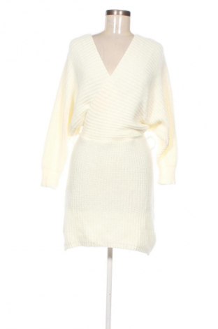 Ruha Unbranded, Méret M, Szín Fehér, Ár 8 264 Ft