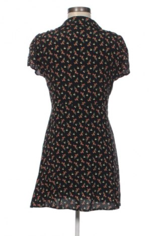 Рокля Urban Outfitters, Размер S, Цвят Многоцветен, Цена 24,44 €