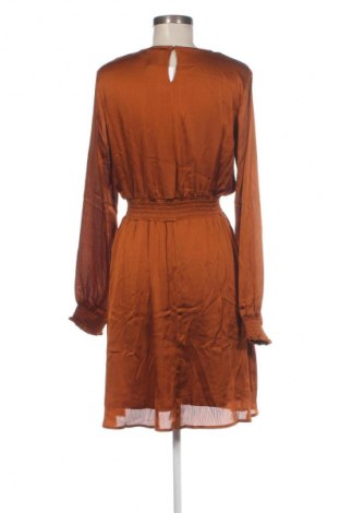Ruha VILA, Méret M, Szín Narancssárga
, Ár 12 189 Ft