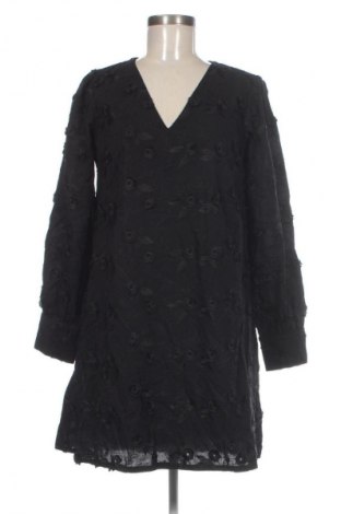 Kleid VILA, Größe M, Farbe Schwarz, Preis € 6,99