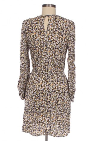 Kleid VILA, Größe M, Farbe Mehrfarbig, Preis € 13,79