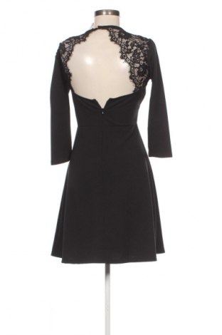 Šaty  Vero Moda, Velikost XS, Barva Černá, Cena  139,00 Kč