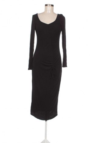 Ruha Wal G, Méret XL, Szín Fekete, Ár 10 331 Ft