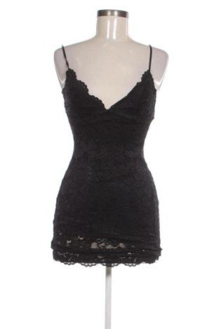 Šaty  Zara, Velikost S, Barva Černá, Cena  397,00 Kč