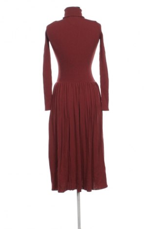 Kleid Zara, Größe M, Farbe Lila, Preis € 17,46