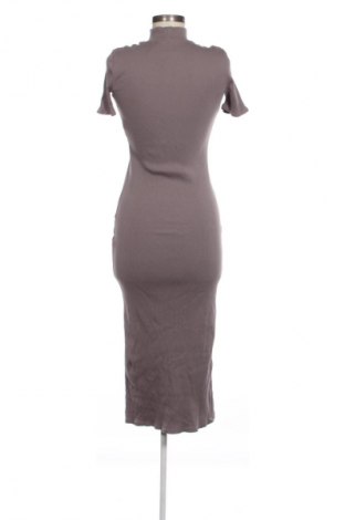 Kleid Zara, Größe S, Farbe Aschrosa, Preis € 17,38