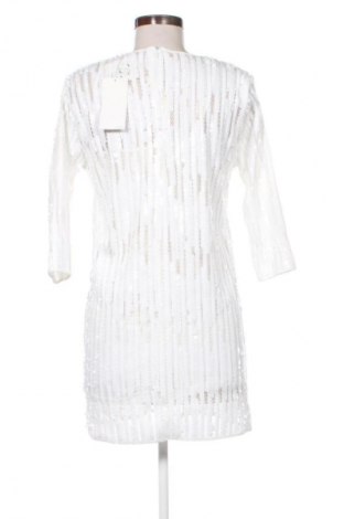 Рокля Zara, Размер M, Цвят Бял, Цена 37,40 €