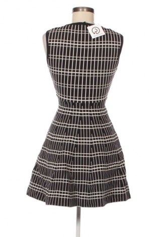 Kleid Zara, Größe M, Farbe Mehrfarbig, Preis € 15,99