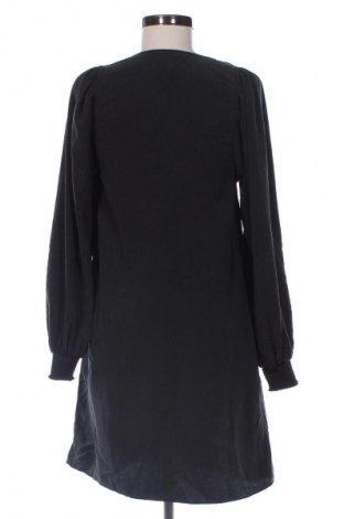 Ruha mbyM, Méret XS, Szín Fekete, Ár 17 355 Ft