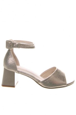 Sandály Goodin, Velikost 38, Barva Zlatistá, Cena  1 119,00 Kč