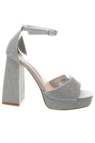Sandály Super mode, Velikost 36, Barva Stříbrná, Cena  809,00 Kč
