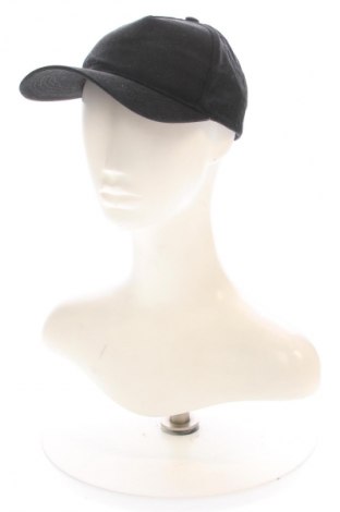 Sapka Reserved, Szín Fekete, Ár 2 099 Ft