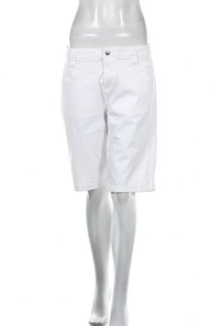 Дамски къс панталон S.Oliver, Размер M, Цвят Бял, 98% памук, 2% еластан, Цена 15,60 лв.