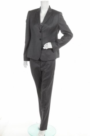 Дамски костюм Strenesse, Размер M, Цвят Сив, 78% вълна, 20% вискоза, 2% еластан, Цена 81,90 лв.