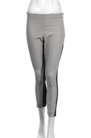 Дамски панталон Bershka, Размер M, Цвят Черен, Цена 36,75 лв.