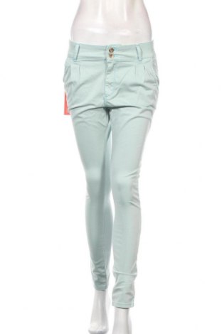 Дамски панталон Cipo & Baxx, Размер S, Цвят Син, 97% памук, 3% еластан, Цена 49,80 лв.