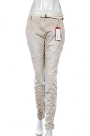 Дамски панталон S.Oliver, Размер S, Цвят Бежов, 98% памук, 2% еластан, Цена 32,70 лв.