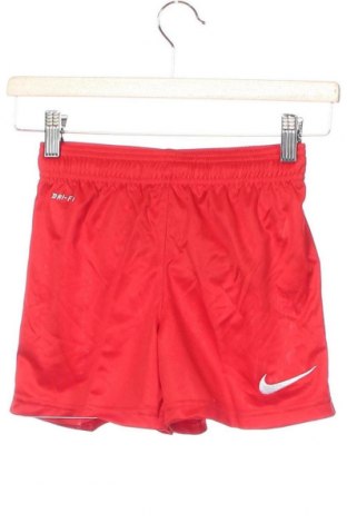 Детски къс панталон Nike, Размер 6-7y/ 122-128 см, Цвят Червен, Полиестер, Цена 36,75 лв.