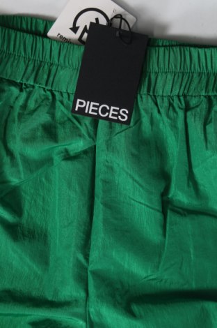 Γυναικείο αθλητικό παντελόνι Pieces, Μέγεθος L, Χρώμα Πράσινο, Πολυαμίδη, Τιμή 19,79 €