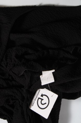 Дамска блуза, Размер XS, Цвят Черен, Цена 3,60 лв.