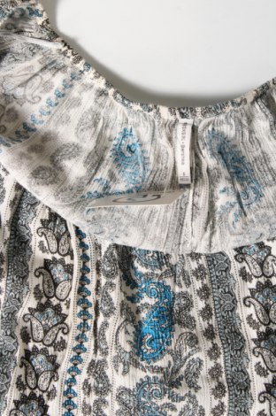 Γυναικεία μπλούζα Bershka, Μέγεθος S, Χρώμα Πολύχρωμο, Τιμή 9,72 €