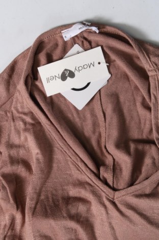 Дамска блуза Maddy & Nell, Размер M, Цвят Бежов, Цена 72,00 лв.