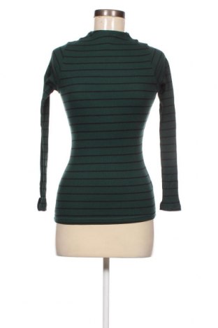 Дамска блуза Moodo, Размер M, Цвят Зелен, Цена 14,40 лв.