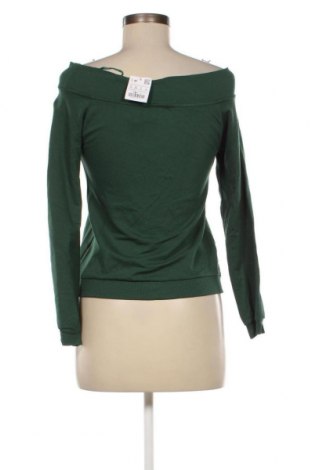 Дамска блуза Pull&Bear, Размер S, Цвят Зелен, Цена 31,00 лв.